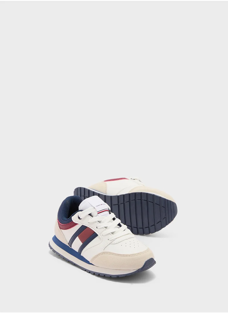 تومي هيلفيغر Kids Low Top Lace Up Sneakers