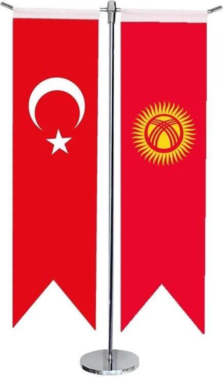 ساترنديزاين Desktop Swallow Kyrgyzstan + Turkish Flag + Chrome T-Pole Table Flag Set