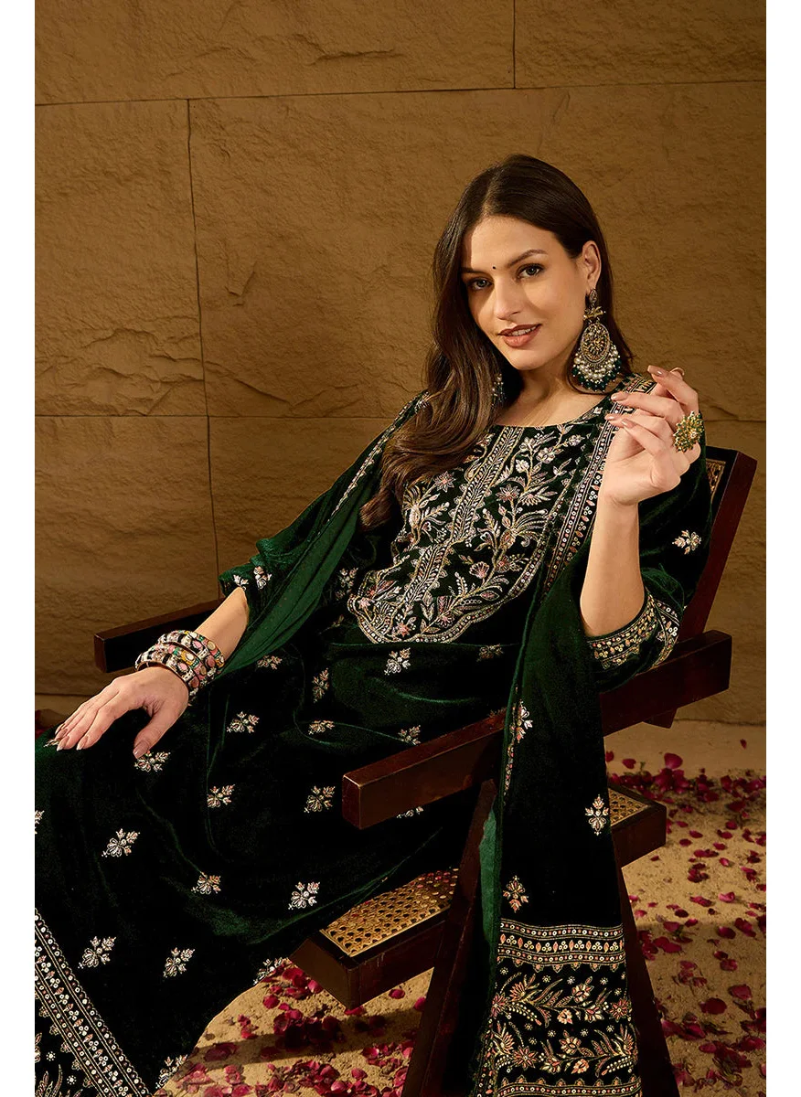 زيري سوق Green Velvet Ethnic Motifs Printed 3-Piece Suit Set