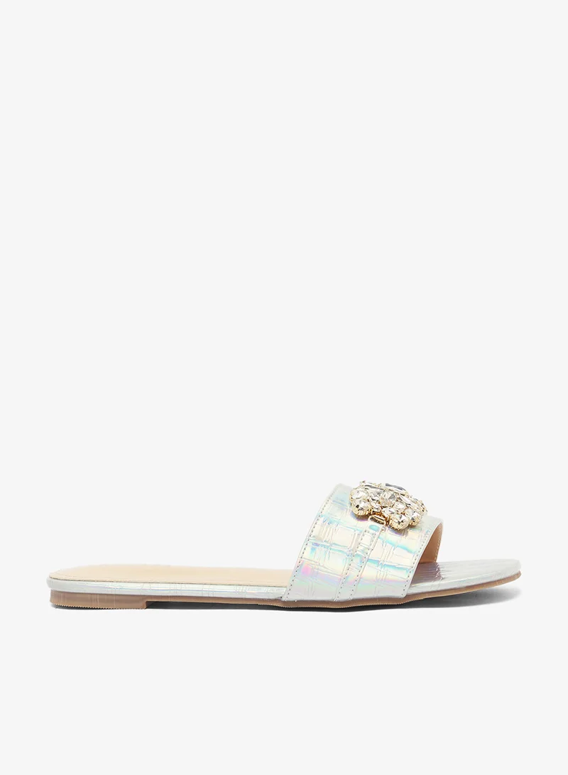 Khizana Flat Sandals
