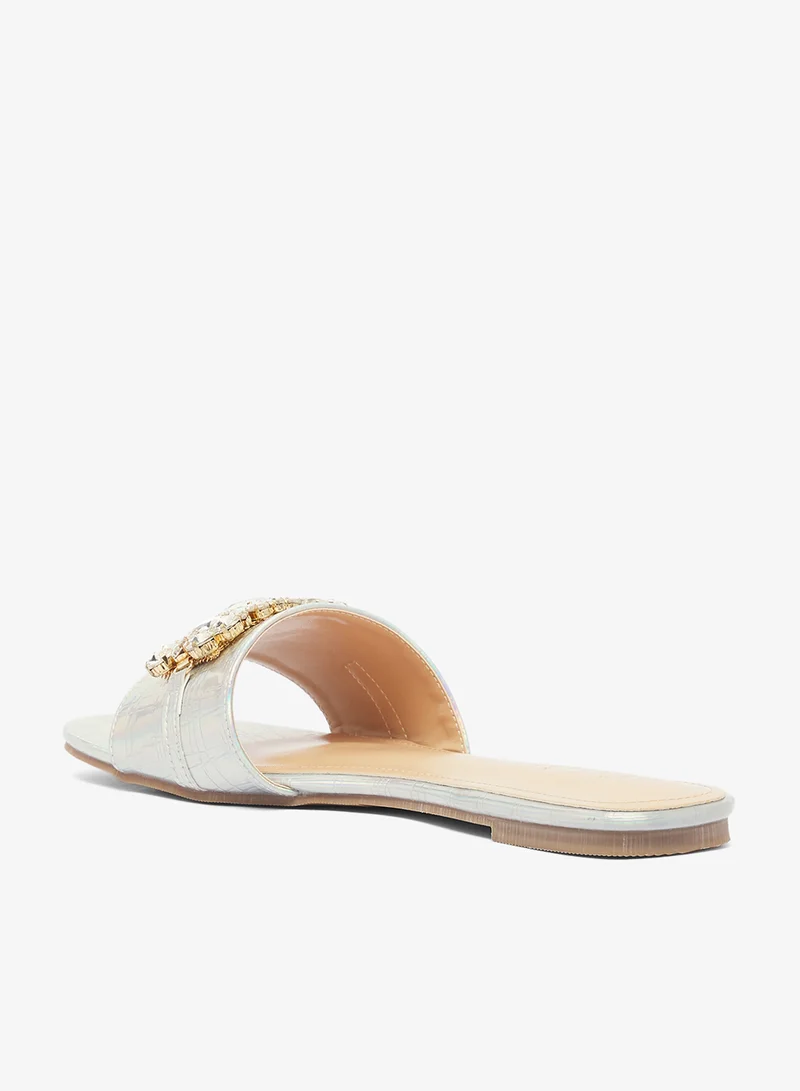 Khizana Flat Sandals