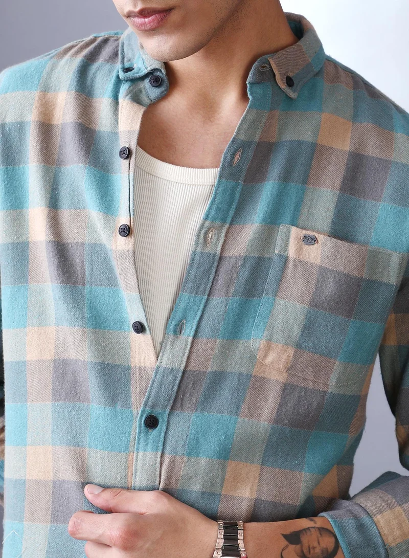 Campus Sutra Campus Sutra Men's Sky Blue & Ecru Beige Block-Buffalo Regular Shirt For Casual Wear | Spread Collar | Long Cuffed Sleeves | Button Closure | Shirt Crafted With Comfort Fit For Everyday Wear