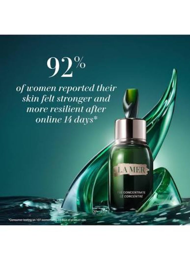 La Mer المركز 50 مل | سيروم الوجه الفاخر للشفاء مع مرق المعجزة™ | مركز مهدئ ومضاد للشيخوخة للبشرة الحساسة والمتهيجة | يعزز الإشراق ومرونة البشرة - Image 5