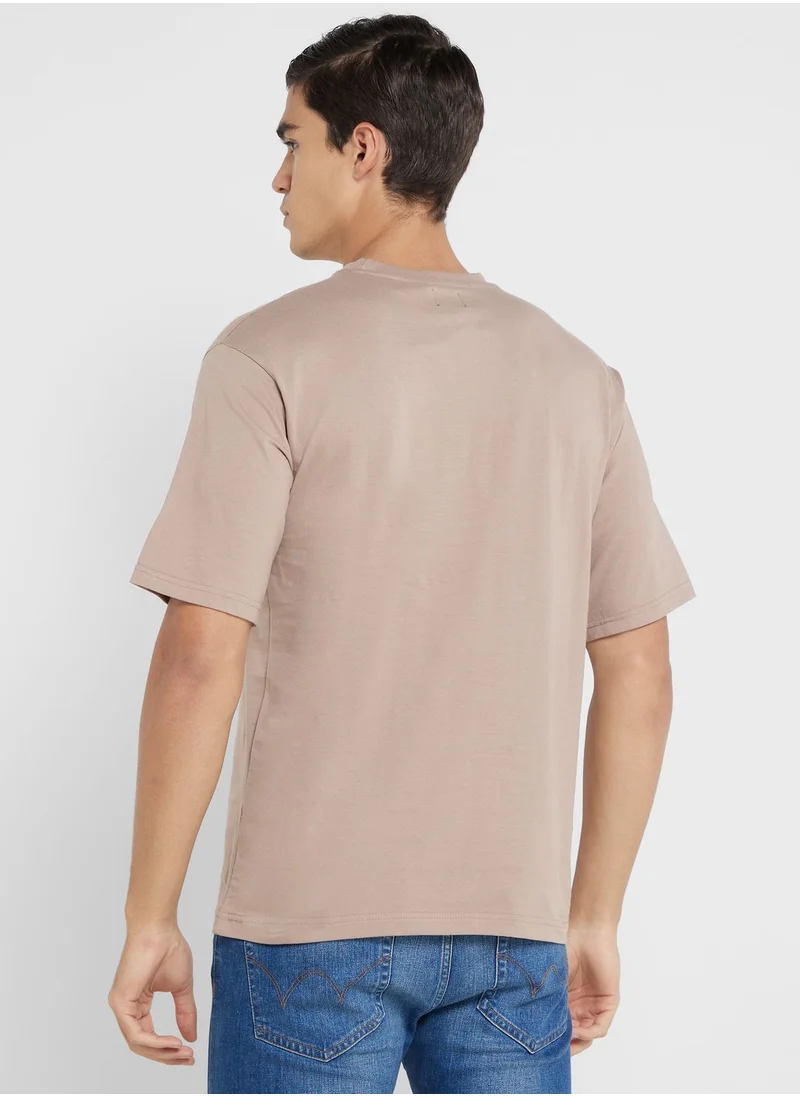 سفنتي فايف Oversized Graphic Tee