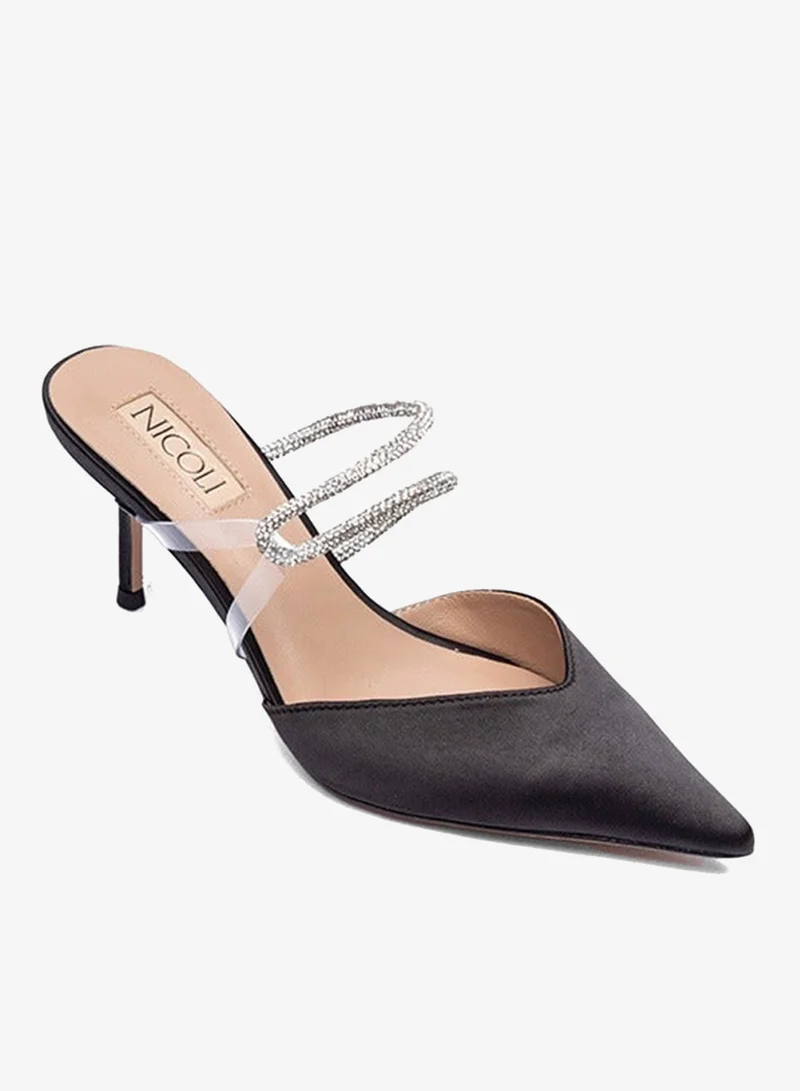 نيكولي سيستين