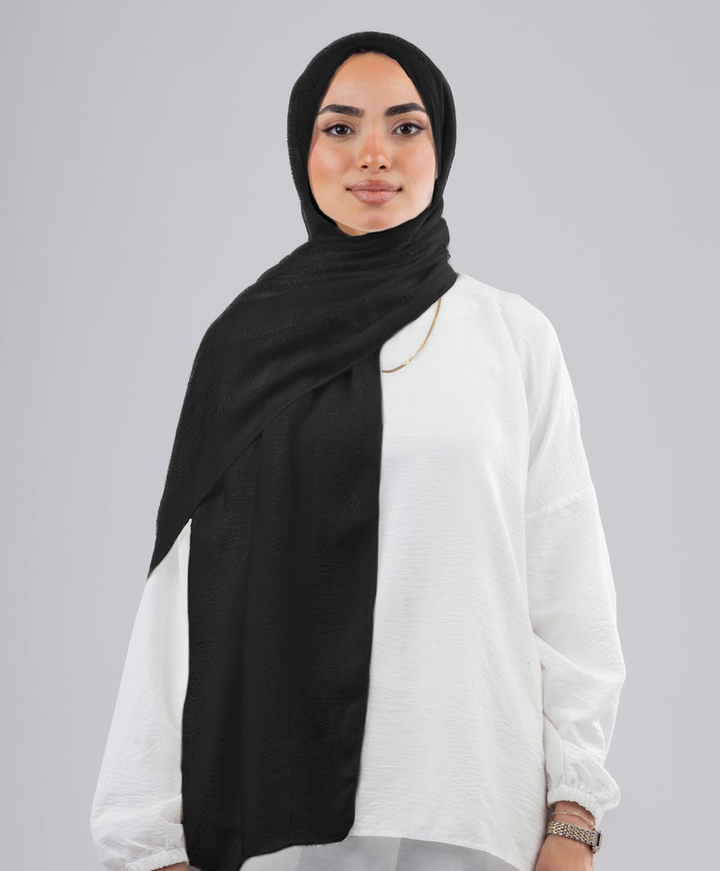 طرحة كتان أنيقة سوداء