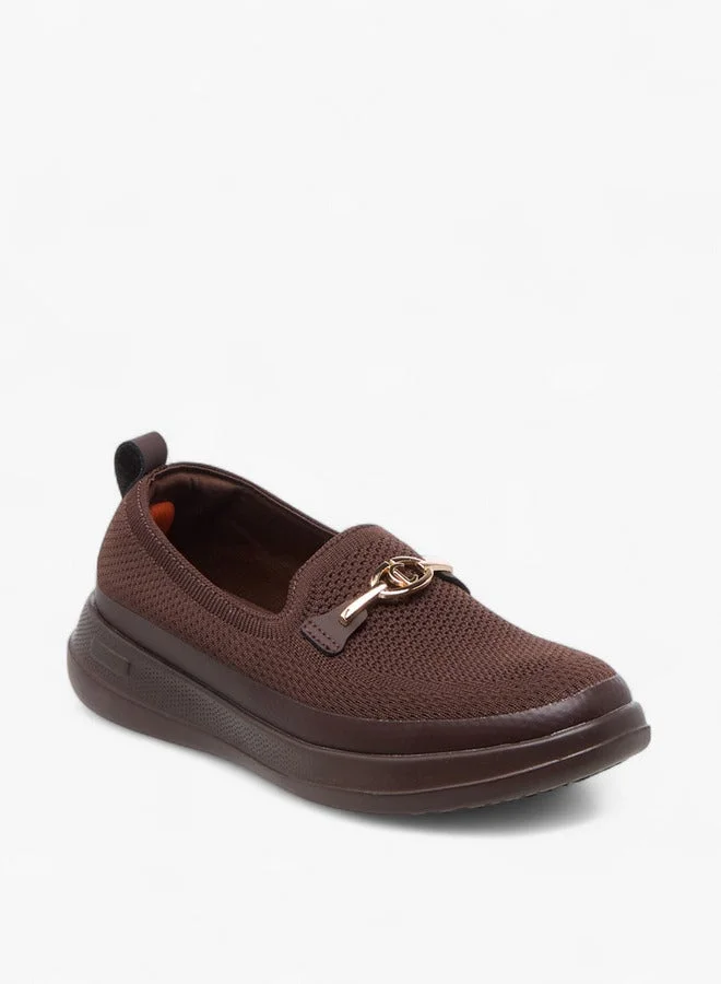 لو كونفورت لوفرز نسائي سليب أون بلمسة معدنية ونعل فلاي نيت مع حلقات سحب