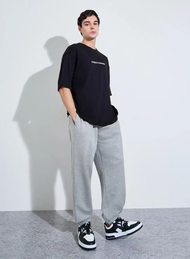 ستايلي Grey Solid Elasticated Hem Relaxed Fit Joggers