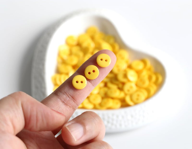 GANSSIA 11/32 Inch Button 9mm Tiny Size Sewing Flatback Resin Buttons Color Yellow Pack of 500 Pcs - Image 2