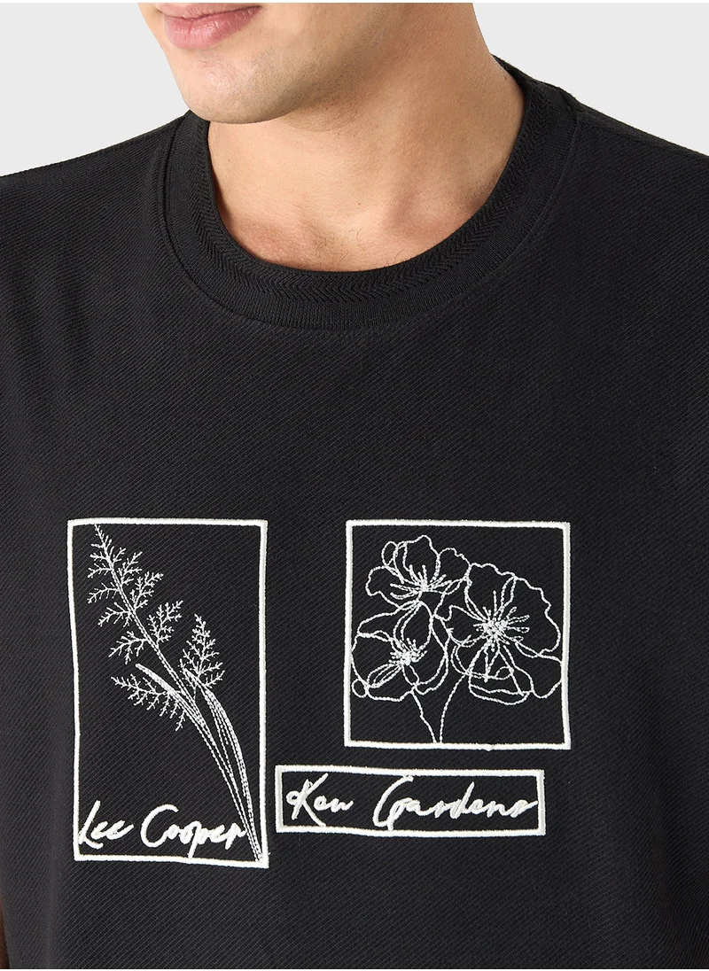 لي كوبر Lee Cooper Embroidered T-shirt with Crew Neck