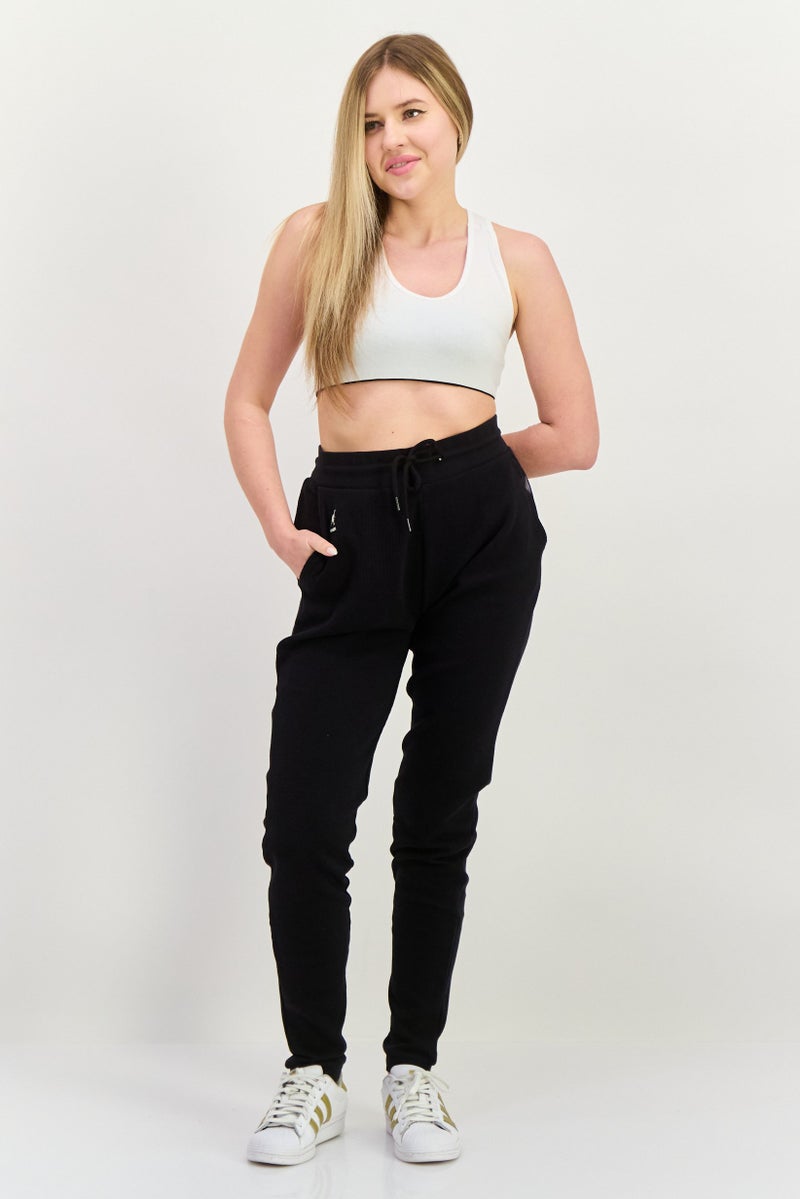 KANGOL سروال رياضي منسوج للنساء بتصميم عادي، أسود - Image 4