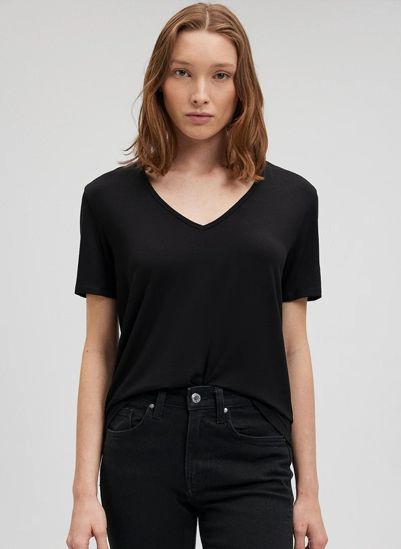 MAVI V Neck Black Basic T-Shirt