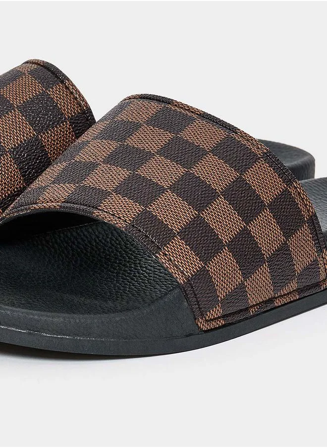 ستايلي Checked Pattern Strap Comfort Slides