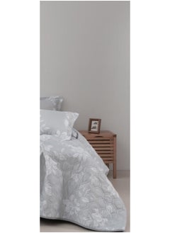 Red Rose A king-sized summer microfiber double bed sheet that adds beauty and elegance to your room, measuring 230*250cm.  - Image 4