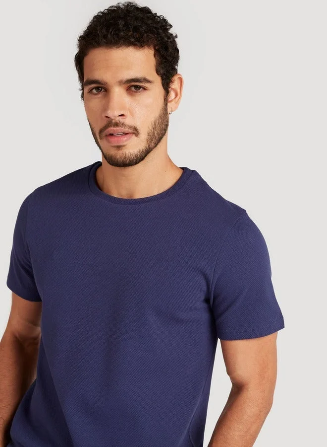 Iconic Iconic Textured Slim Fit T-shirt with Crew Neck and Short Sleeves
