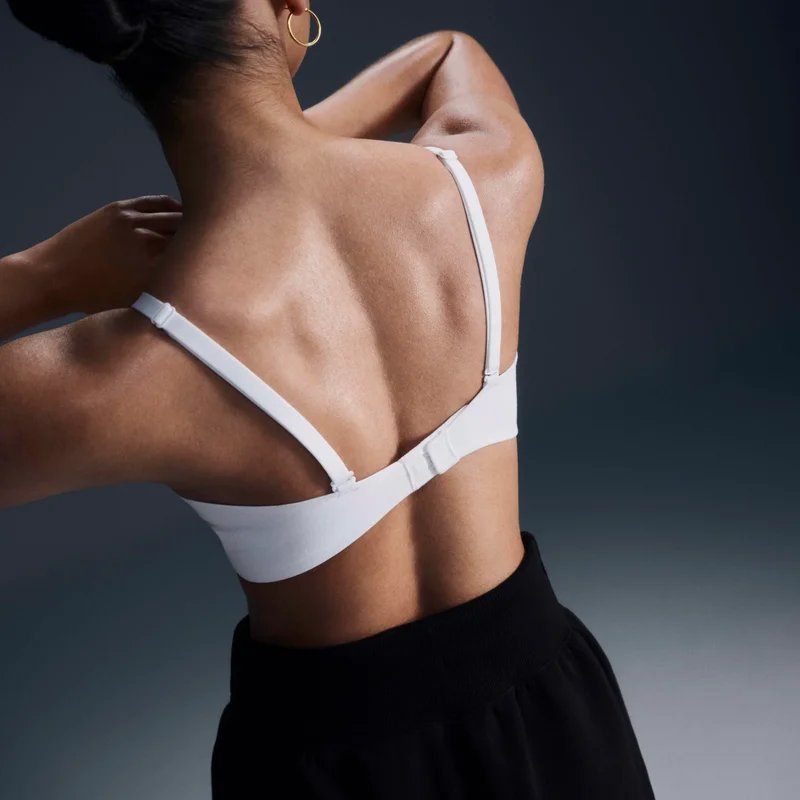 Nike Women's Alate Minimalist Light-Support Convertible Sports Bra