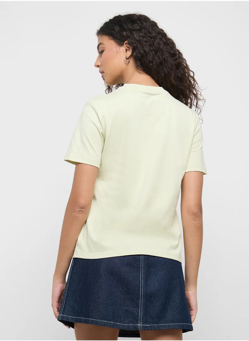 كالفن كلاين جينز Logo Crew Neck T-Shirt