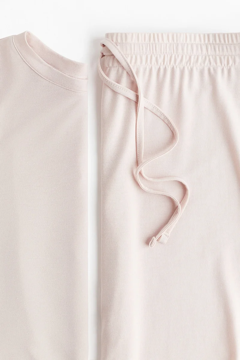 اتش اند ام بيجاما