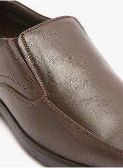 shoexpress Solid Slip On Loafers  - Image 5