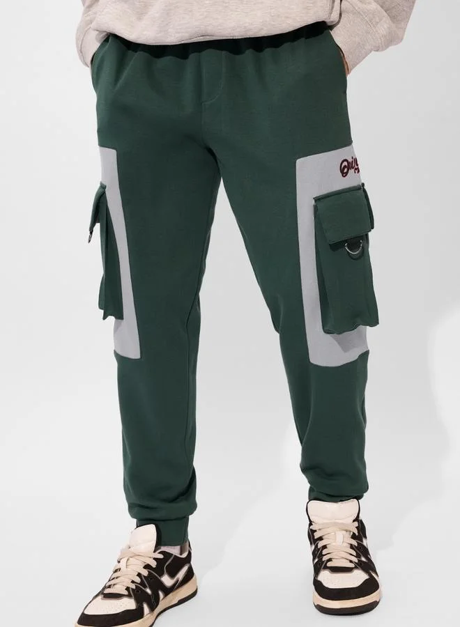 The Souled Store Men Green Color Block Oversized Cargo Joggers