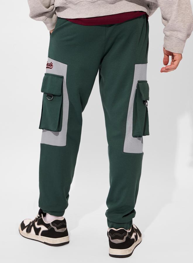 ذا سوليد ستور جوغر كارجو واسع بنمط كتل الالوان - Image 4