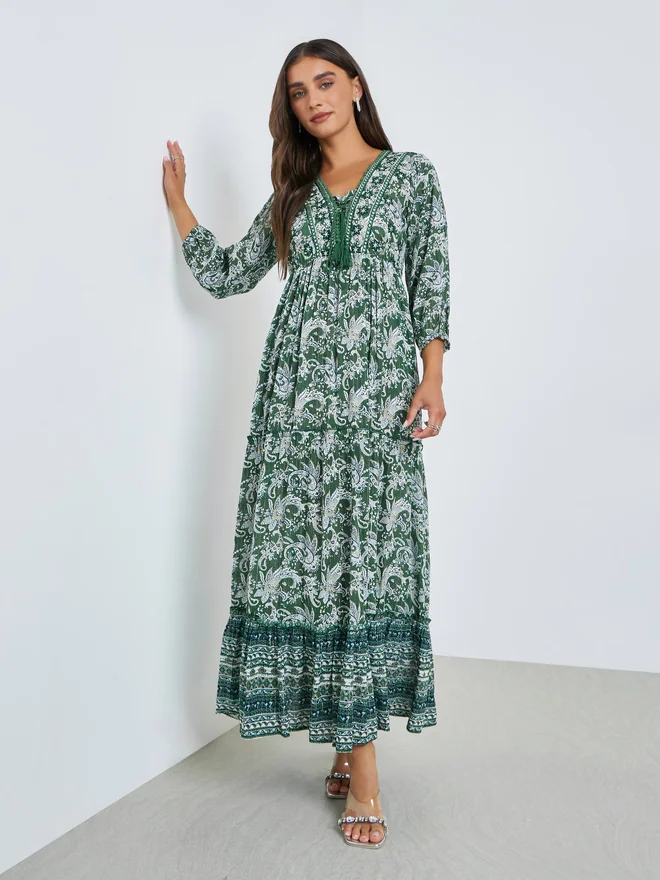 Styli Green Paisley Print Tiered Maxi Dress