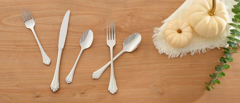 ONEIDA Marquette Fine Flatware Salad Forks, Set of 4, 18/8 Stainless Steel, Silverware Set, Dishwasher Safe, Silver - Image 3