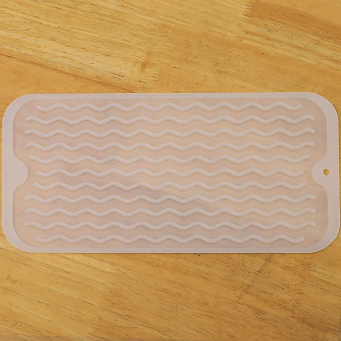 SILICONE DISH DRYING MAT FOR MULTIPLE USAGEEASY CLEANECOFRIENDLYHEATRESISTANT SILICONE MAT FOR KITCHEN COUNTERSINKBARBOTTLEOR CUP TRANSLUCENT S 12 INCHES X 6 INCHES