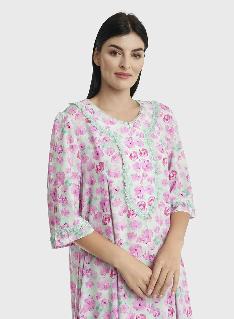 كشخة قميص نوم من الرايون بطبعة ثلاثة أرباع كم