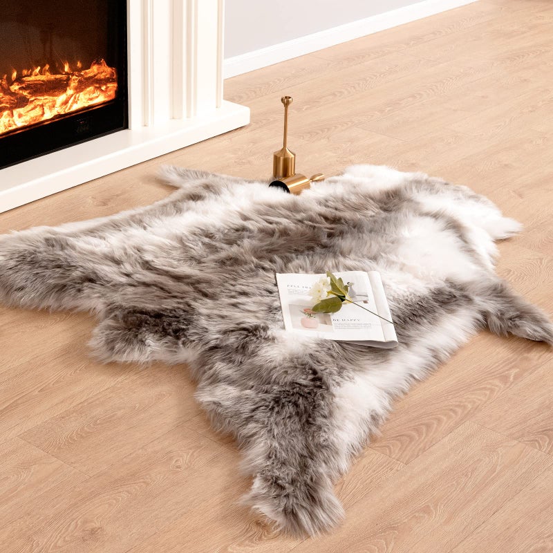 Carvapet Soft Fur Rugs Fake Reindeer Hide Area Rug Fluffy Faux Fur Carpet for Bedroom Floor Mat Home Decorative Throw Rug for Living Room 4ft x 5ft Grey