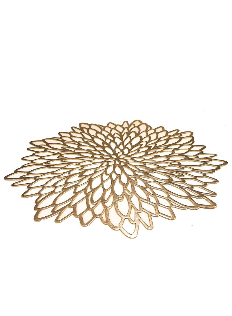 Gold Round Placemats, Set of 6 for Dinner Table Hollow-Out Vinyl Place Mats Gold Metallic Vinyl Round Placemats