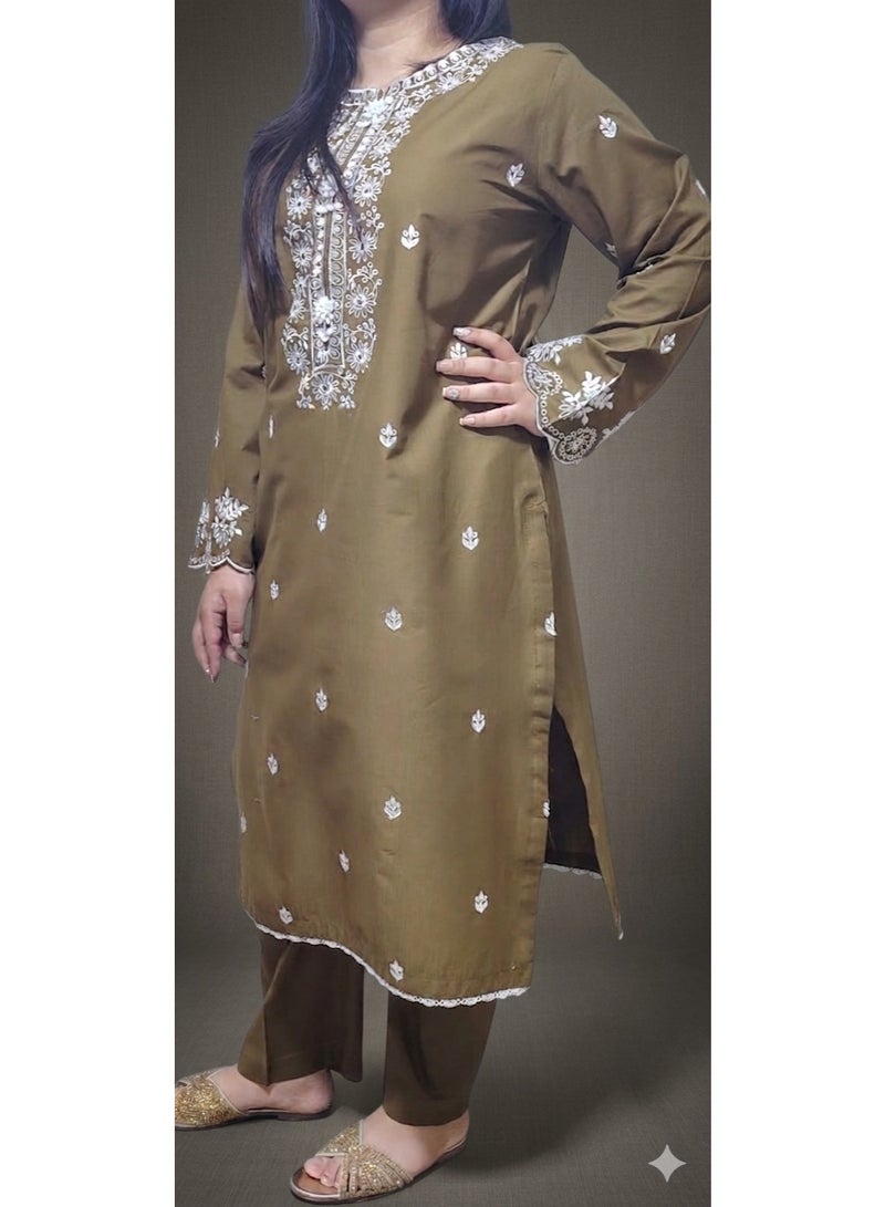 Fabric Pakistani Embroidered Lawn 2-Piece Suit for Women – Eid 2026 - Image 1