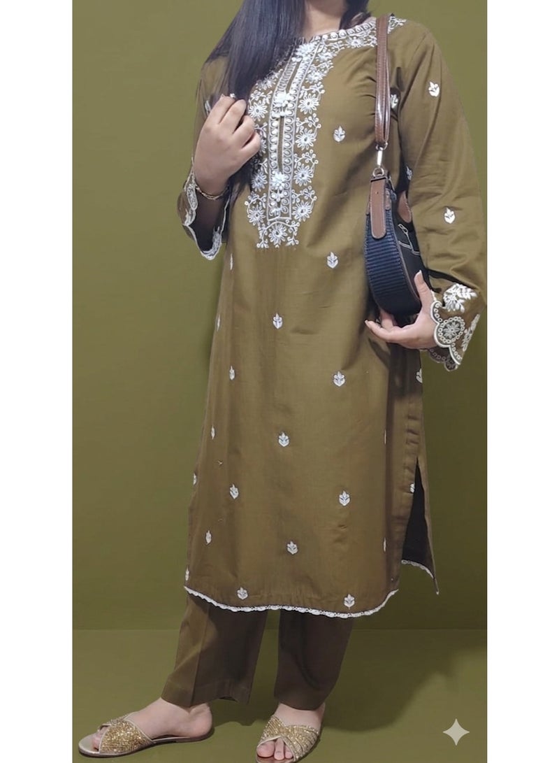 Fabric Pakistani Embroidered Lawn 2-Piece Suit for Women – Eid 2026 - Image 4