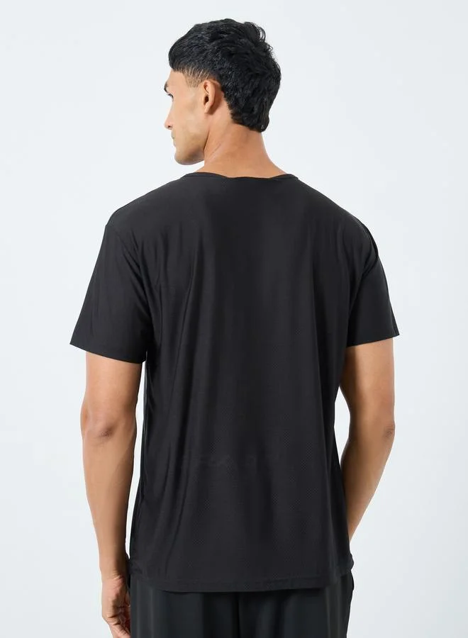 Styli  Styli Men Black Running Regular Fit T-Shirt for Men | Best Price UAE