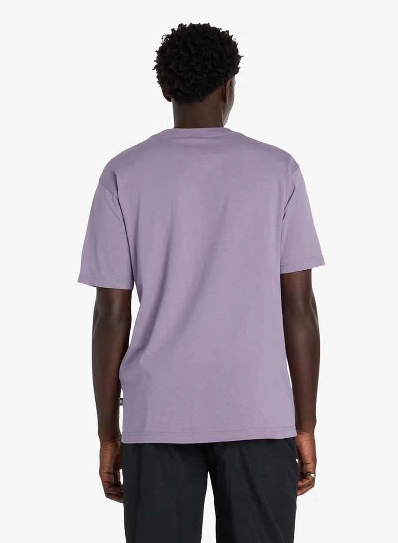 New Balance Athletics Relaxed Premium Chest Logo T-Shirt