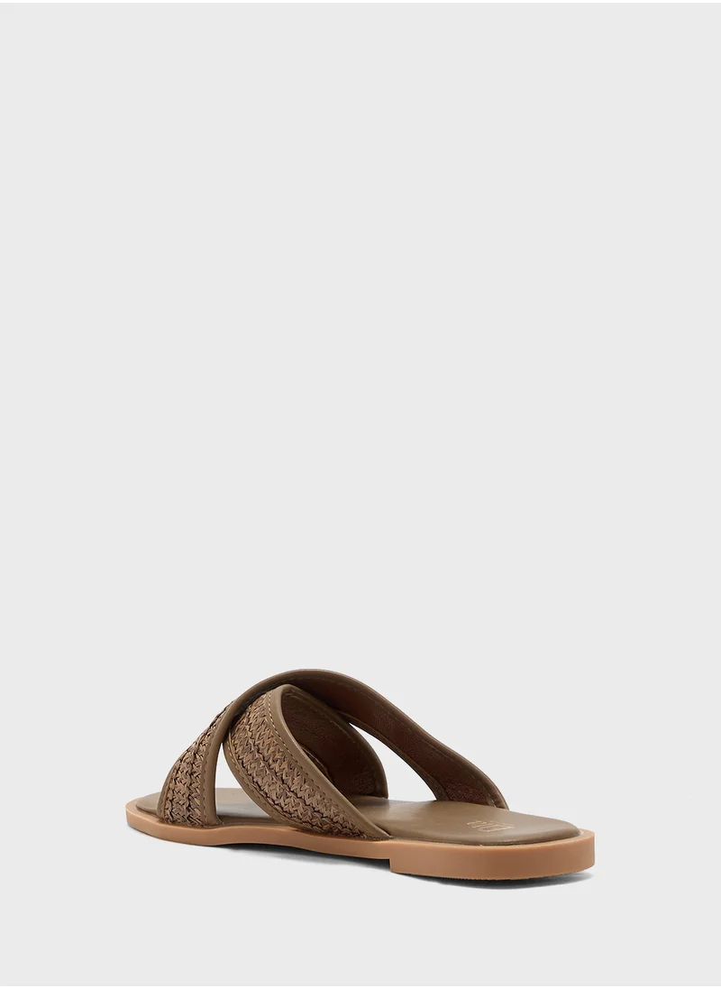 ايلا Raffia Flat Sandal