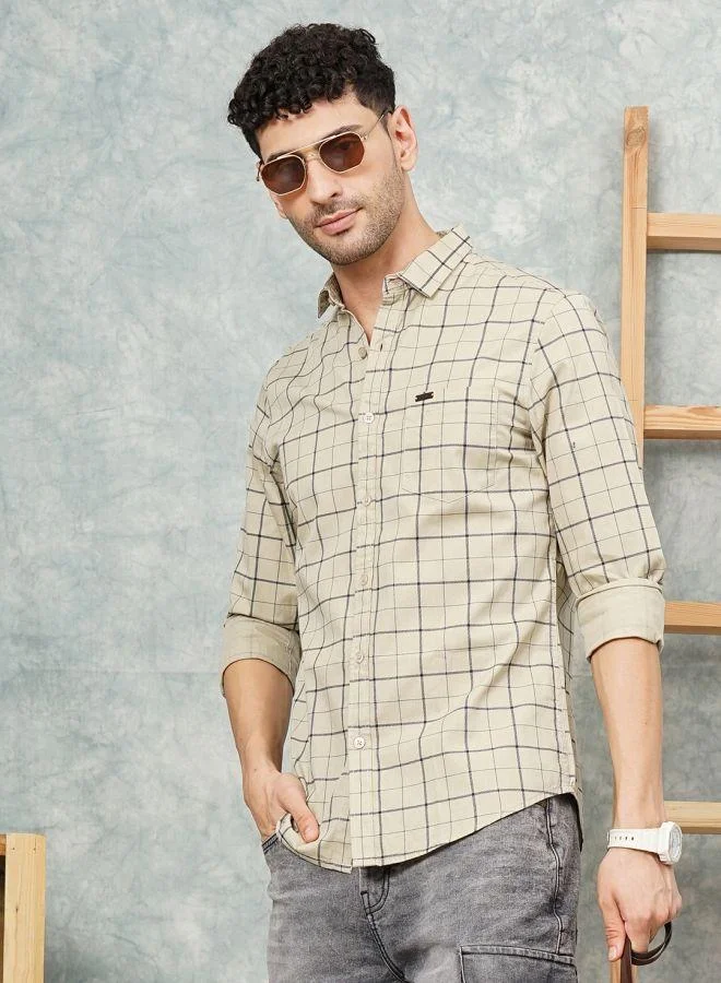 شركة المرآب الهندية Men Slim Fit Checkered Full Sleeves Cutaway Collar Casual Shirt