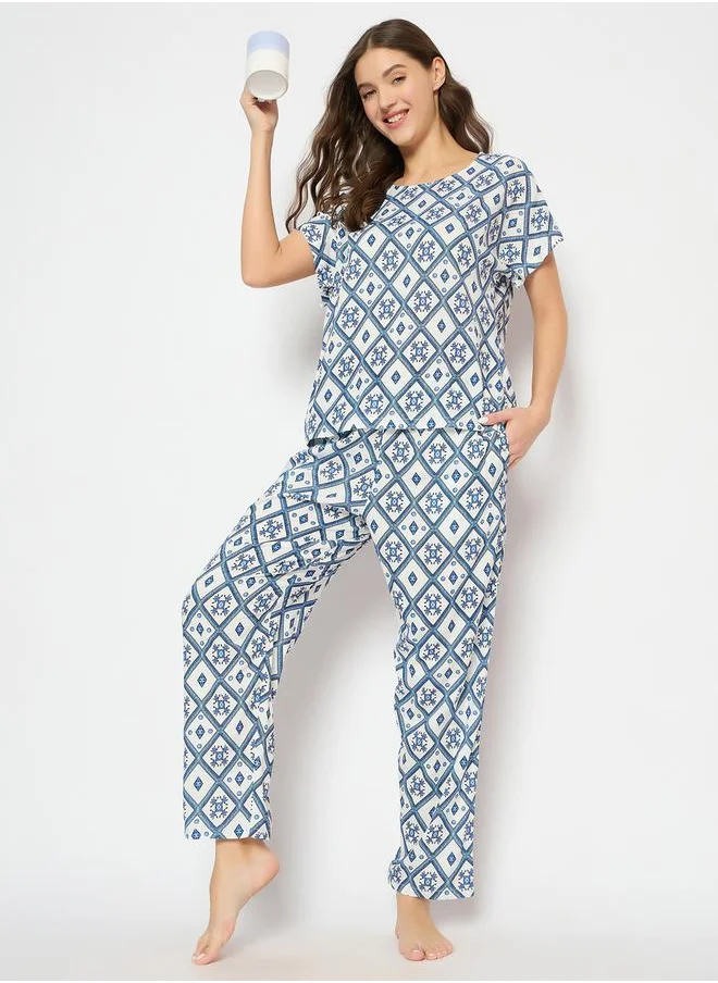 Clovia Printed Round Neck Top and Pyjama Set