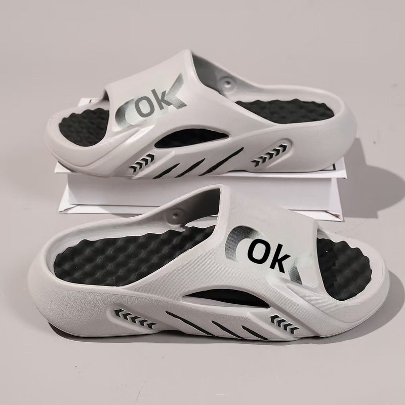 Slippers Men's Summer Outer Wear 2024 New Massage Beach Sandals Household Bathroom Bathing Non-slip Vietnamese Sandals