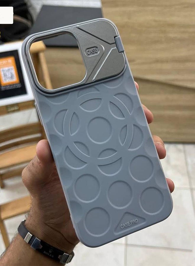 جراب TPU سيليكون لهاتف أيفون 16 برو ماكس بتصميم عصري وفريد ​​من نوعه، وحامل غير مرئي، ويدعم الشحن المغناطيسي، متوافق مع أيفون 16 برو ماكس - رصاصي  - Image 2