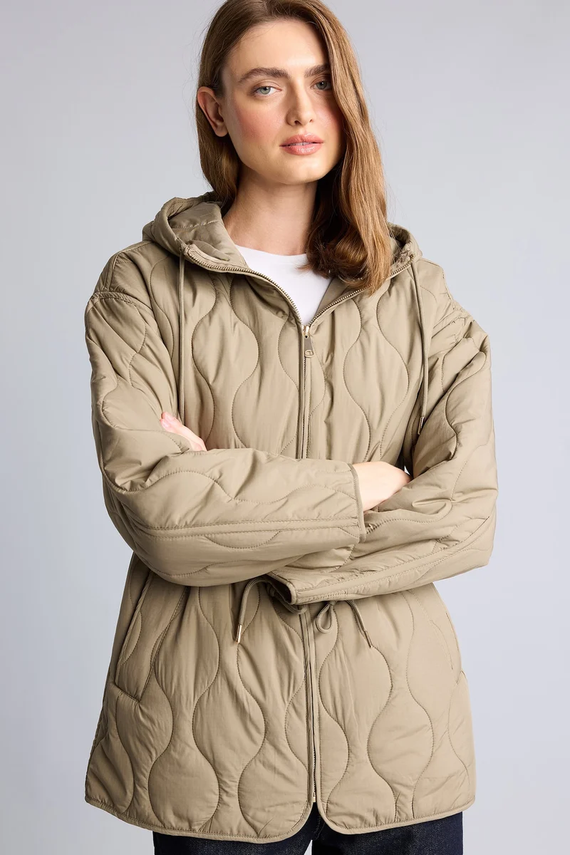 Regular Fit Water-Repellent Hooded Quilted Zip-Up Jacket