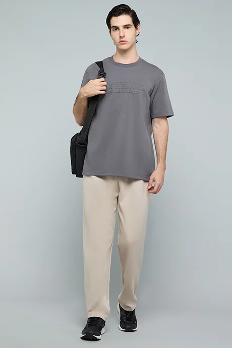 R&B Embossed Print T-Shirt with Crew Neck and Short Sleeves