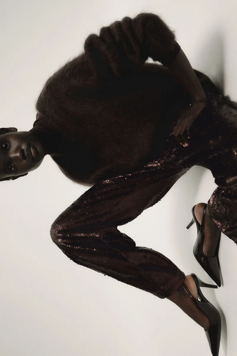 اتش اند ام بنطلون مزين بالترتر