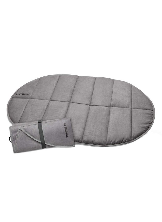 RUFFWEAR Ruffwear, Highlands Dog Pad, Portable Dog Bed for Outdoor Use, Cloudburst Gray, Large  - Image 2