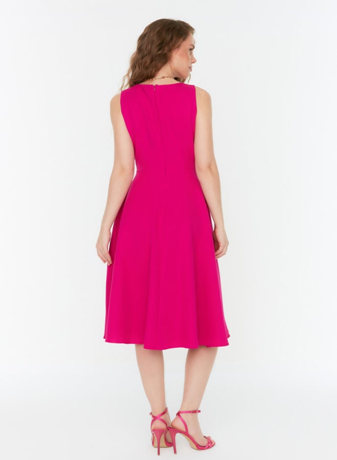 trendyol Fuchsia Pleated Lined Midi Woven Dress with Waist Opening  - Image 5