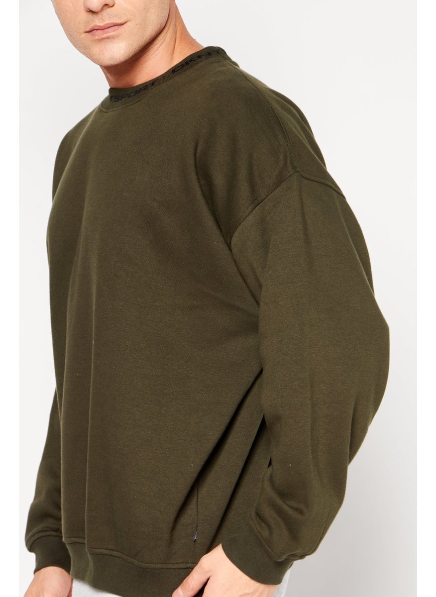 DKNY Sport Men Sportswear Fit Long Sleeves Outdoor Sweatshirt, Army Green  - Image 2