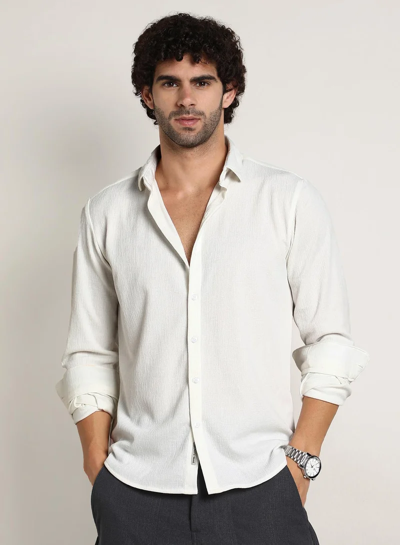 كامبوس سوترا قميص رجالي أبيض سادة جاكار بنقشة زهرة الأقحوان