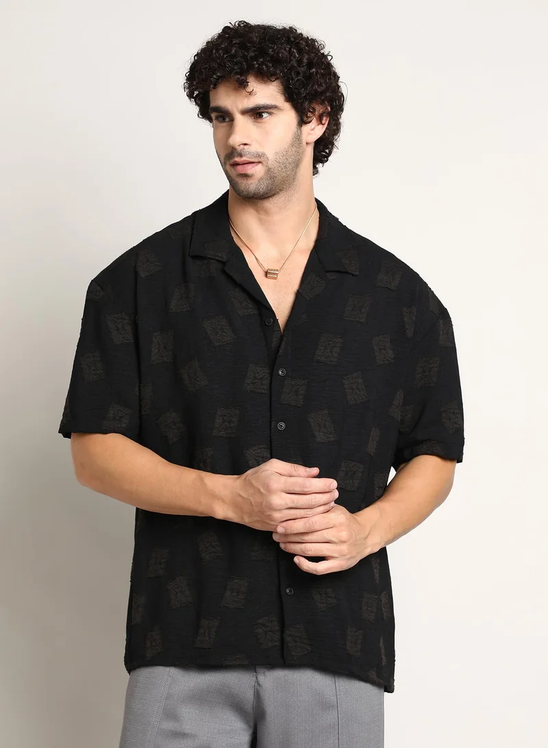 كامبوس سوترا Men's Onyx Black Indie-Cuban Oversized Shirt For Casual Wear | Cuban Collar | Short Regular Sleeves | Button Closure | Oversized Shirt Crafted With Comfort Fit For Everyday Wear