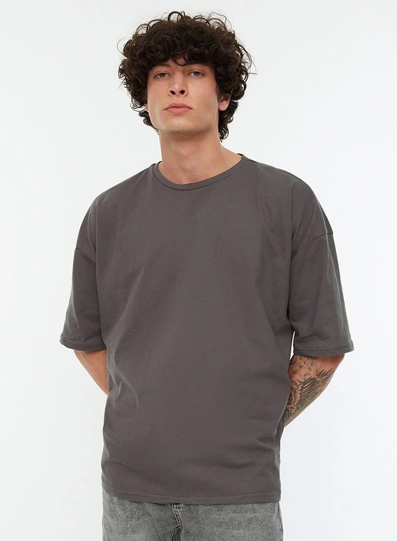trendyol Anthracite Oversize/Wide Cut 100% Cotton Short Sleeve Basic T-Shirt Tmnss22Ts0318 - Image 1