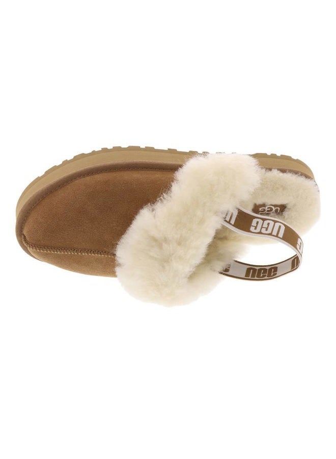 UGG Unisex-Child Funkette Slipper, Chestnut, 10 - Image 2